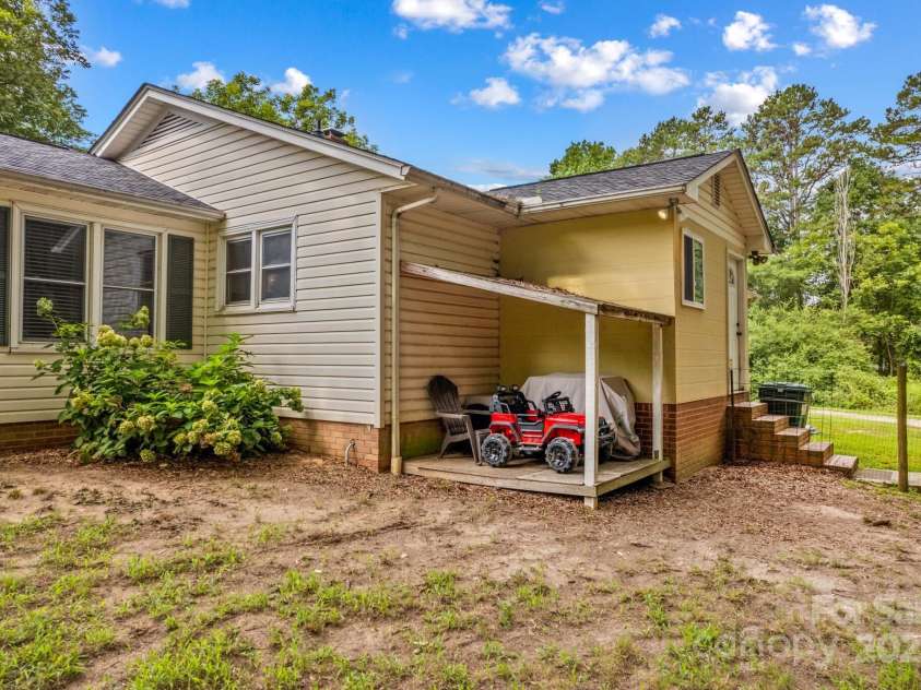475 Cherish Lane, China Grove, NC 28023.  MLS# CAR4282045, YatesRealty ID 34623. 