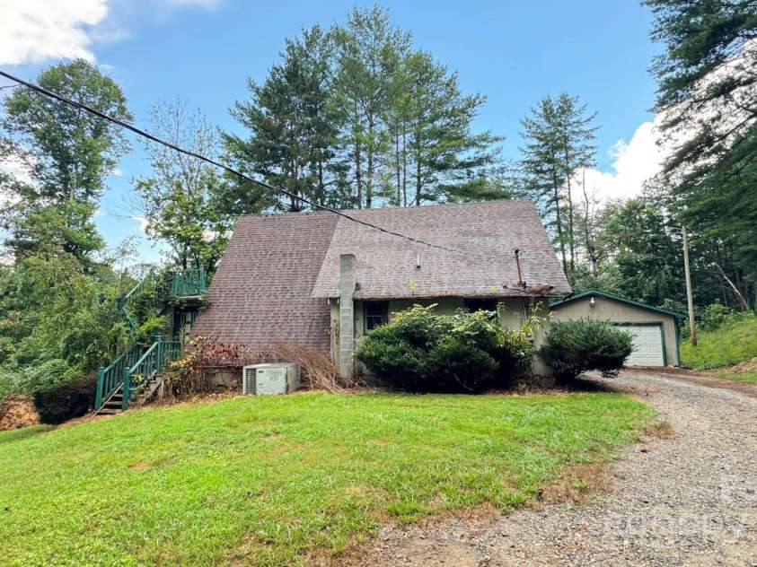 2334 Marley Ford Road, Ferguson, NC 28624.  MLS# CAR4286935, YatesRealty ID 34624. 