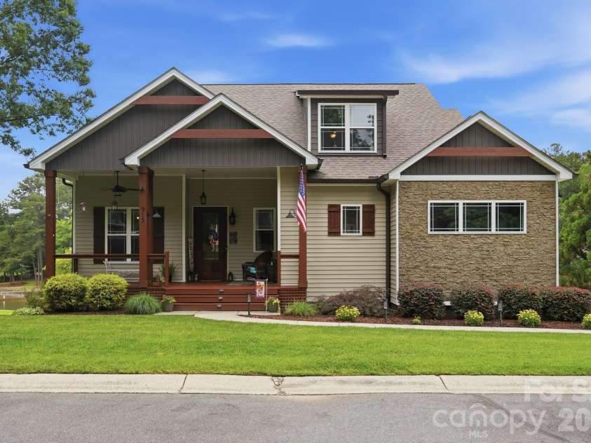913 Lake Club Drive, Rock Hill, SC 29732.  MLS# CAR4385002, YatesRealty ID 34624. 