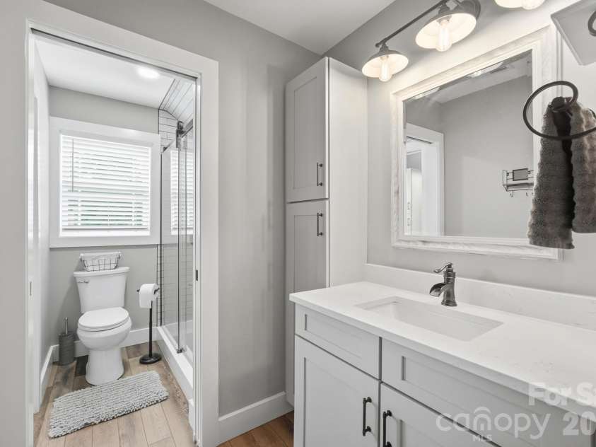 913 Lake Club Drive, Rock Hill, SC 29732.  MLS# CAR4385002, YatesRealty ID 34624. 