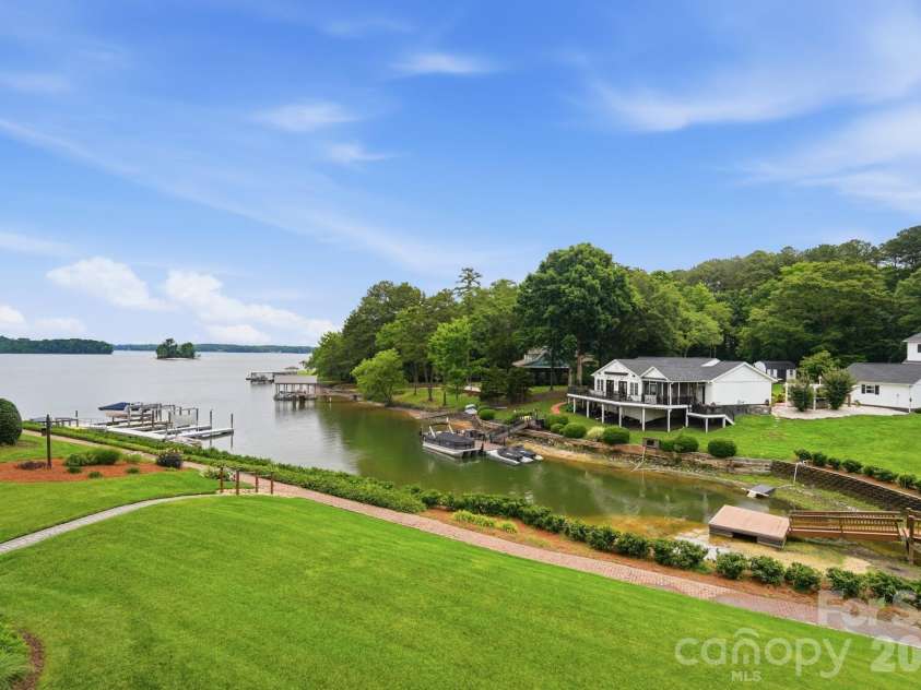 913 Lake Club Drive, Rock Hill, SC 29732.  MLS# CAR4385002, YatesRealty ID 34624. 