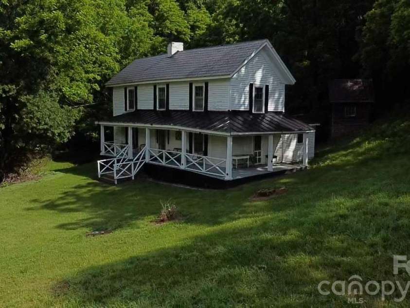 1327 NC 80 Highway, Bakersville, NC 28705.  MLS# CAR4392395, YatesRealty ID 34625. 