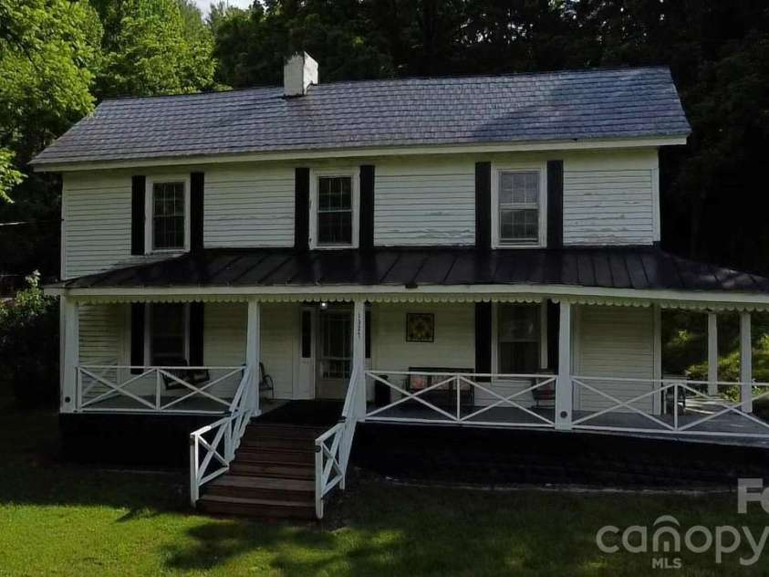 1327 NC 80 Highway, Bakersville, NC 28705.  MLS# CAR4392395, YatesRealty ID 34625. 