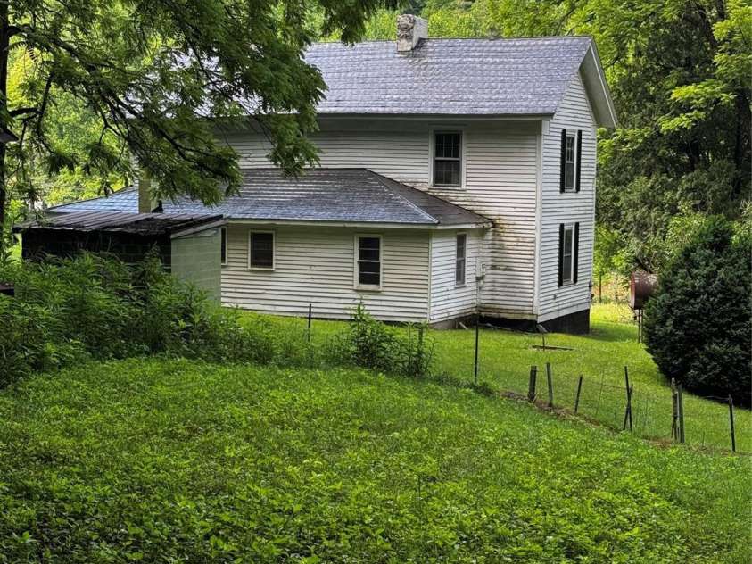 1327 NC 80 Highway, Bakersville, NC 28705.  MLS# CAR4392395, YatesRealty ID 34625. 