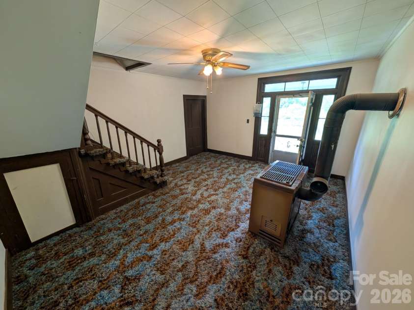 1327 NC 80 Highway, Bakersville, NC 28705.  MLS# CAR4392395, YatesRealty ID 34625. Entryway