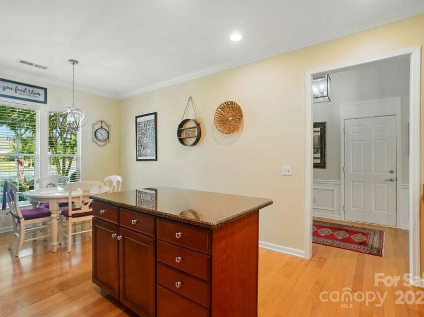 15116 Legend Oaks Court, Fort Mill, SC 29707.  MLS# CAR4267990, YatesRealty ID 34625. 