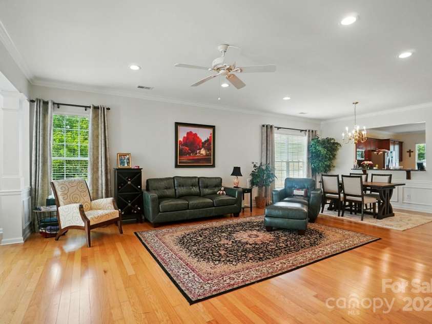 15116 Legend Oaks Court, Fort Mill, SC 29707.  MLS# CAR4267990, YatesRealty ID 34625. 