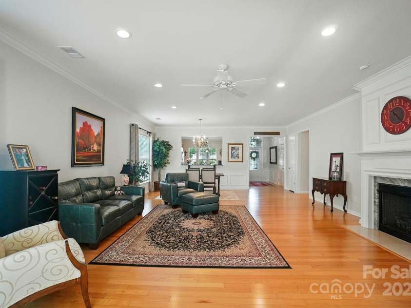 15116 Legend Oaks Court, Fort Mill, SC 29707.  MLS# CAR4267990, YatesRealty ID 34625. 
