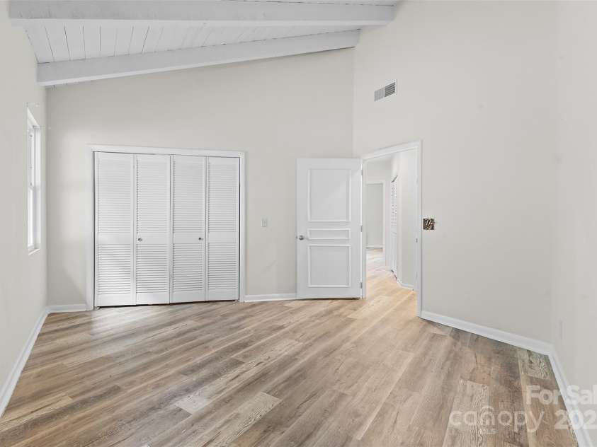 5017 Celeste Court, Charlotte, NC 28270.  MLS# CAR4289916, YatesRealty ID 34626. 2rd Bedroom