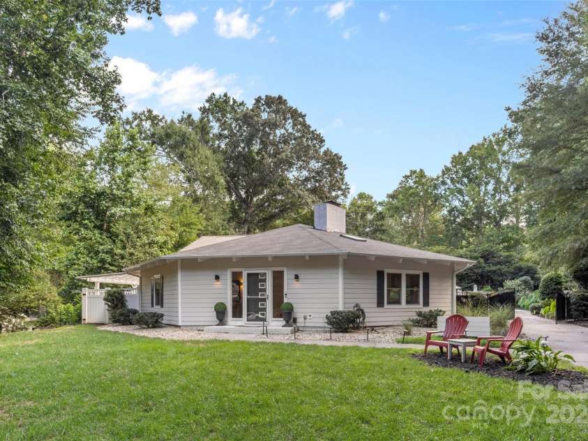 5017 Celeste Court, Charlotte, NC 28270.  MLS# CAR4289916, YatesRealty ID 34626. 