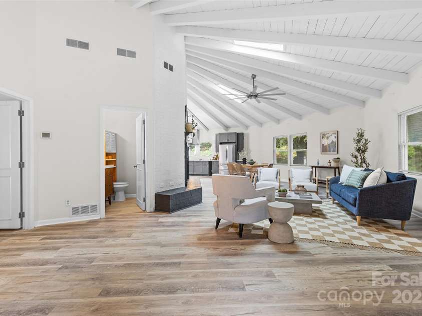 5017 Celeste Court, Charlotte, NC 28270.  MLS# CAR4289916, YatesRealty ID 34626. 