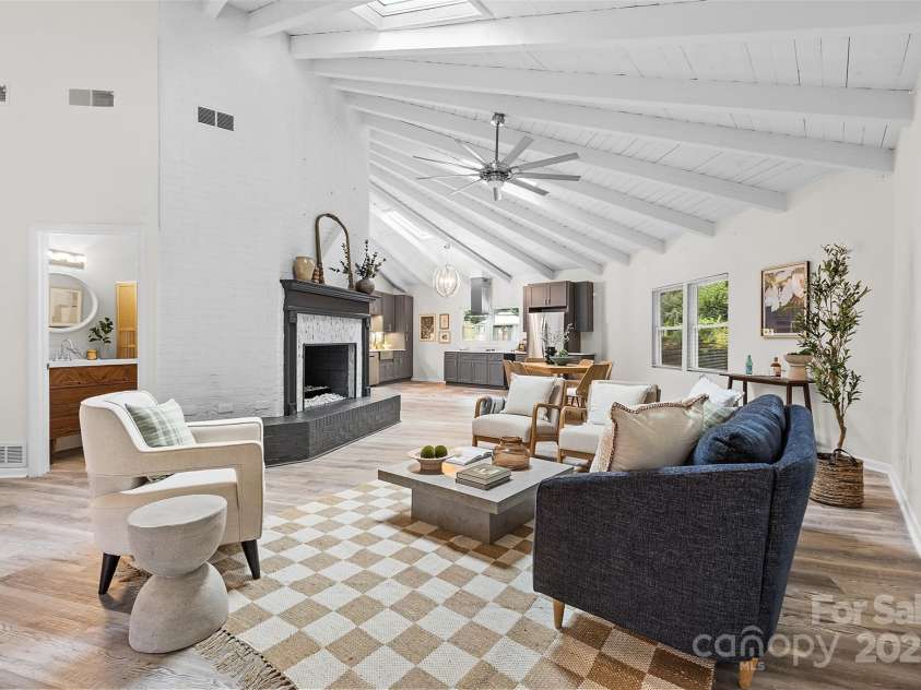 5017 Celeste Court, Charlotte, NC 28270.  MLS# CAR4289916, YatesRealty ID 34626. 