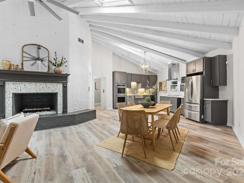 5017 Celeste Court, Charlotte, NC 28270.  MLS# CAR4289916, YatesRealty ID 34626. 