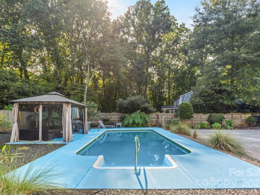 5017 Celeste Court, Charlotte, NC 28270.  MLS# CAR4289916, YatesRealty ID 34626. 