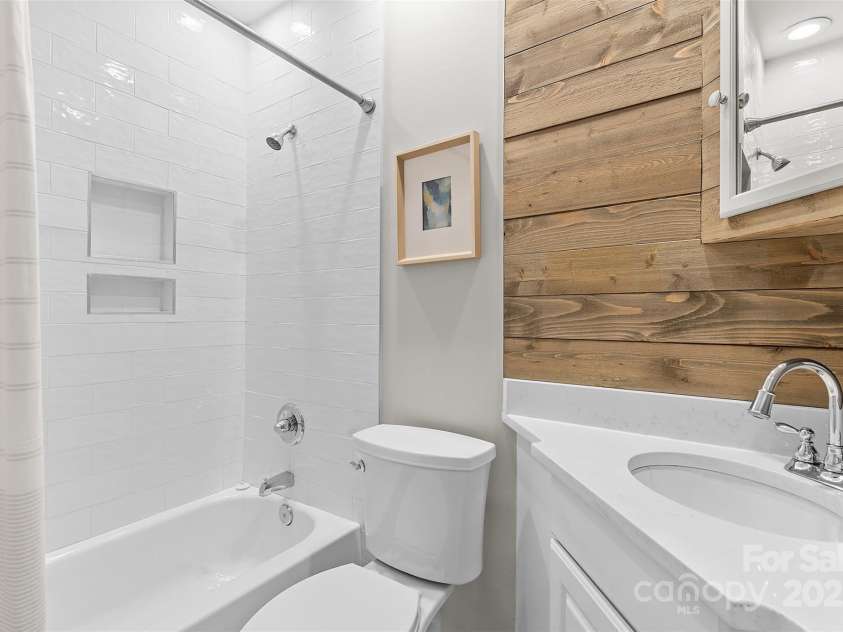 5017 Celeste Court, Charlotte, NC 28270.  MLS# CAR4289916, YatesRealty ID 34626. Hall Bathroom