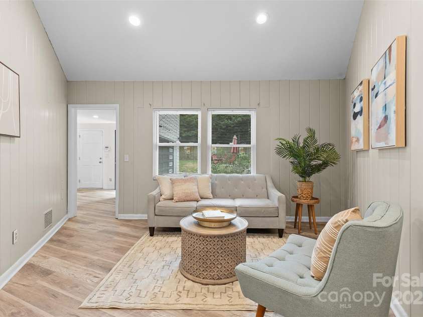 5017 Celeste Court, Charlotte, NC 28270.  MLS# CAR4289916, YatesRealty ID 34626. Office/ Bedroom