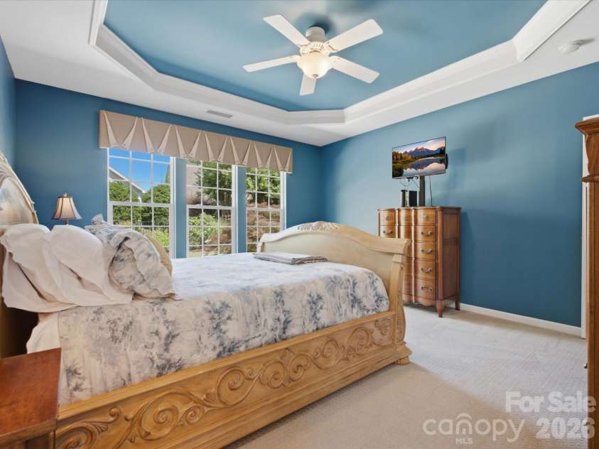 6747 Fieldstone Manor Drive, Matthews, NC 28105.  MLS# CAR4396924, YatesRealty ID 34626. 