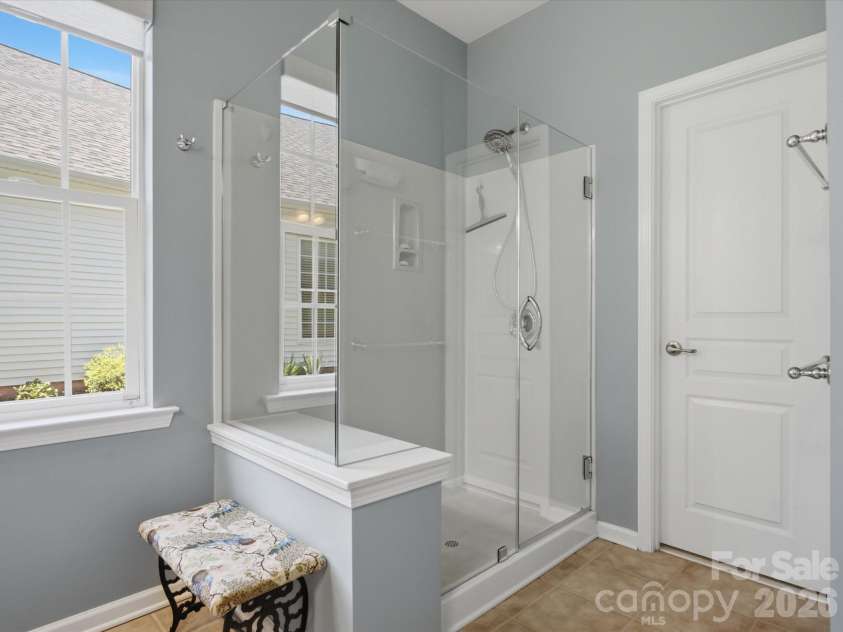 6747 Fieldstone Manor Drive, Matthews, NC 28105.  MLS# CAR4396924, YatesRealty ID 34626. 