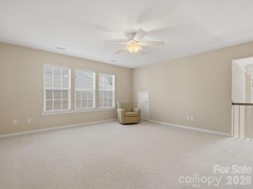 6747 Fieldstone Manor Drive, Matthews, NC 28105.  MLS# CAR4396924, YatesRealty ID 34626. 