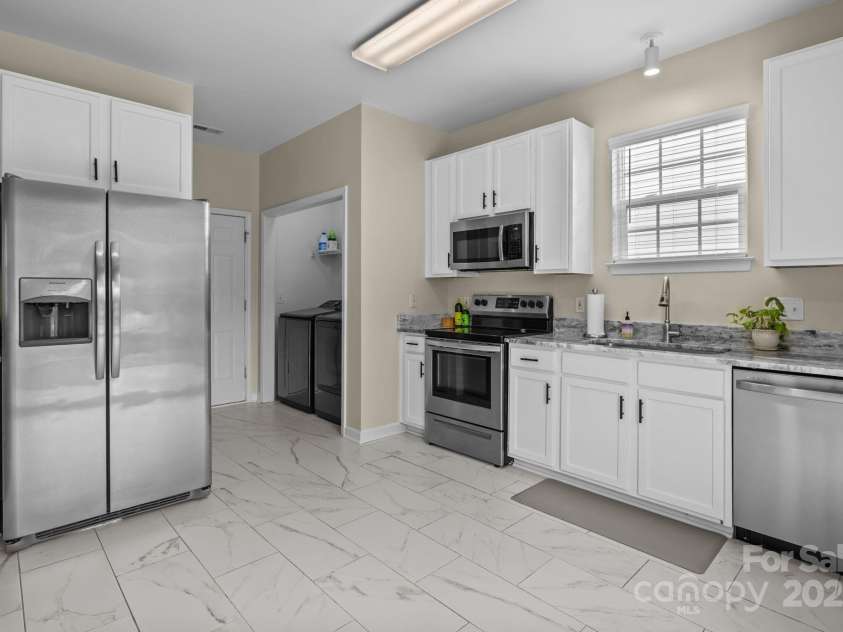 7417 Sparkleberry Drive, Indian Trail, NC 28079.  MLS# CAR4294955, YatesRealty ID 34628. 