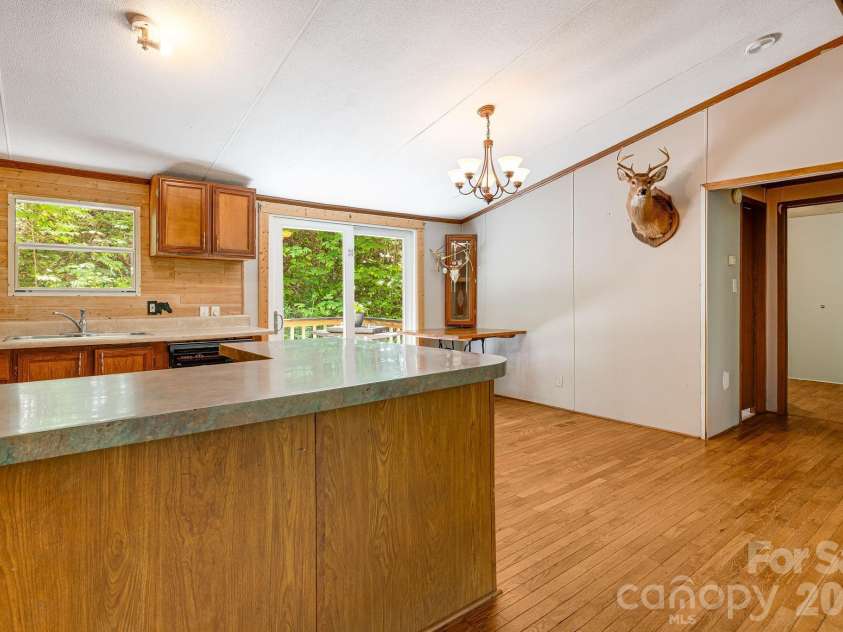 94 Long Ridge Road, Candler, NC 28715.  MLS# CAR4385586, YatesRealty ID 34628. 