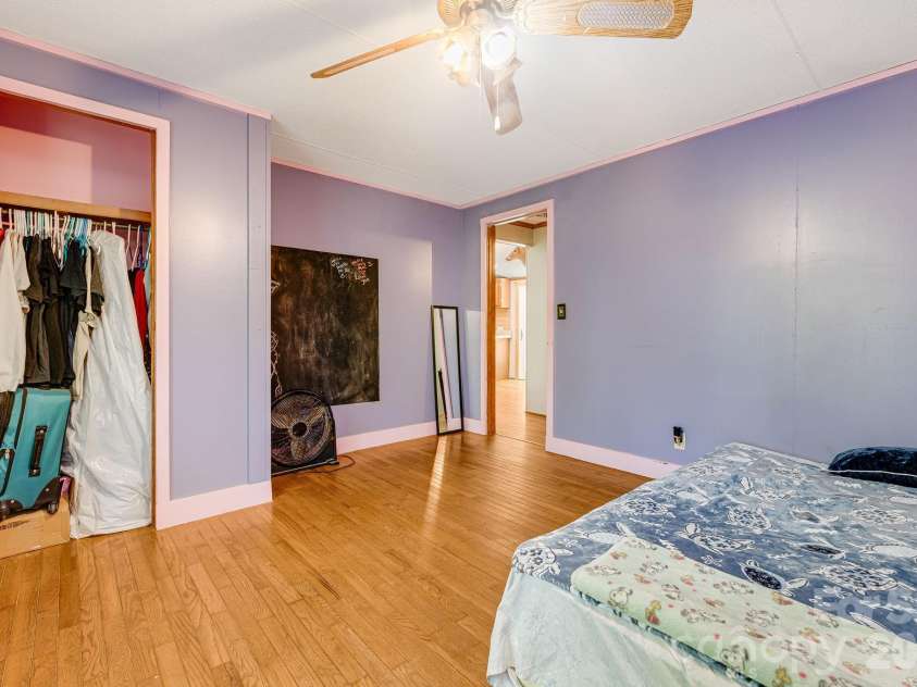 94 Long Ridge Road, Candler, NC 28715.  MLS# CAR4385586, YatesRealty ID 34628. 
