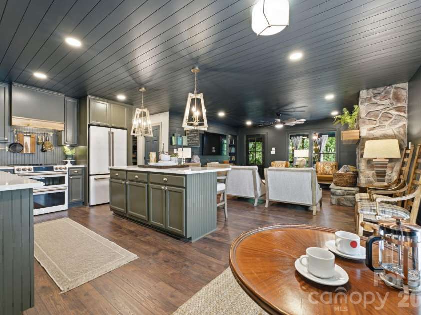3819 Flat Mountain Road, Highlands, NC 28741.  MLS# CAR4397465, YatesRealty ID 34629. The thoughtfully designed layout blends luxury, comfort, and functionality, making entertaining effortless.