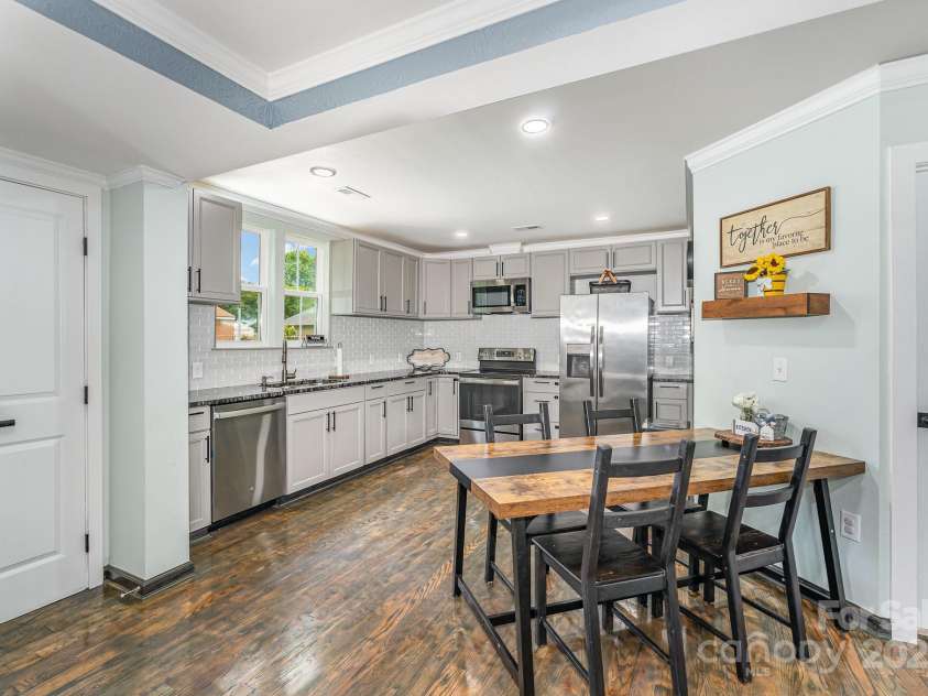 525 Carolina Boulevard, Salisbury, NC 28146.  MLS# CAR4291984, YatesRealty ID 34629. 