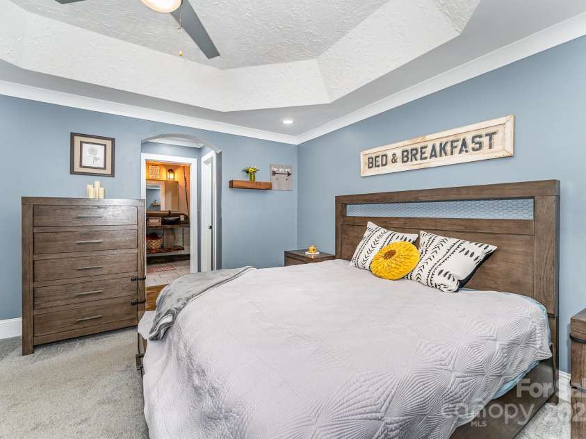 525 Carolina Boulevard, Salisbury, NC 28146.  MLS# CAR4291984, YatesRealty ID 34629. 