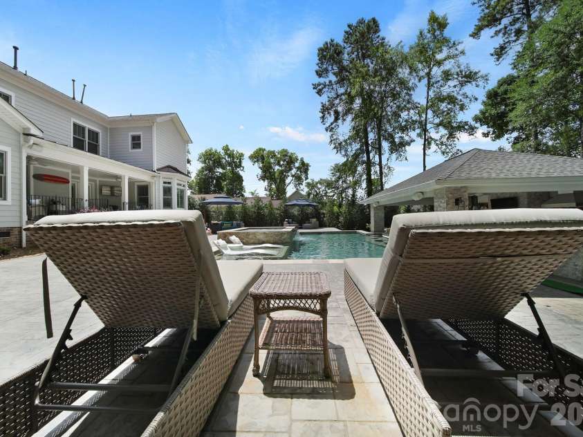 6218 Cory Bret Lane, Charlotte, NC 28278.  MLS# CAR4394062, YatesRealty ID 34631. 