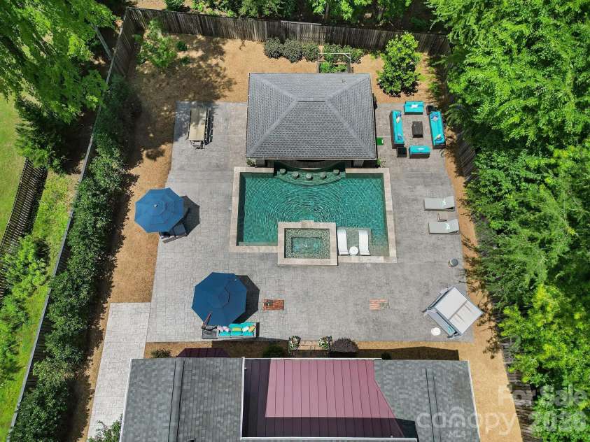 6218 Cory Bret Lane, Charlotte, NC 28278.  MLS# CAR4394062, YatesRealty ID 34631. 