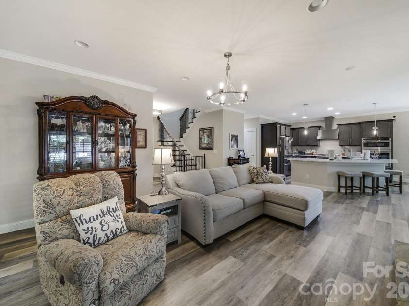 6218 Cory Bret Lane, Charlotte, NC 28278.  MLS# CAR4394062, YatesRealty ID 34631. 