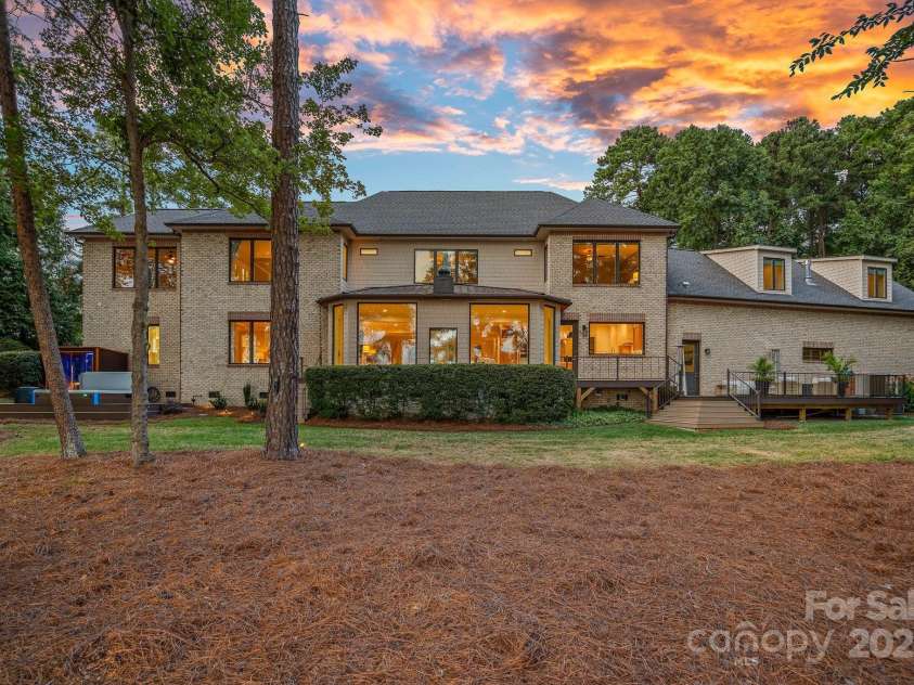 185 Tuskarora Trail, Mooresville, NC 28117.  MLS# CAR4281748, YatesRealty ID 34632. 