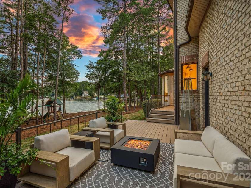 185 Tuskarora Trail, Mooresville, NC 28117.  MLS# CAR4281748, YatesRealty ID 34632. 