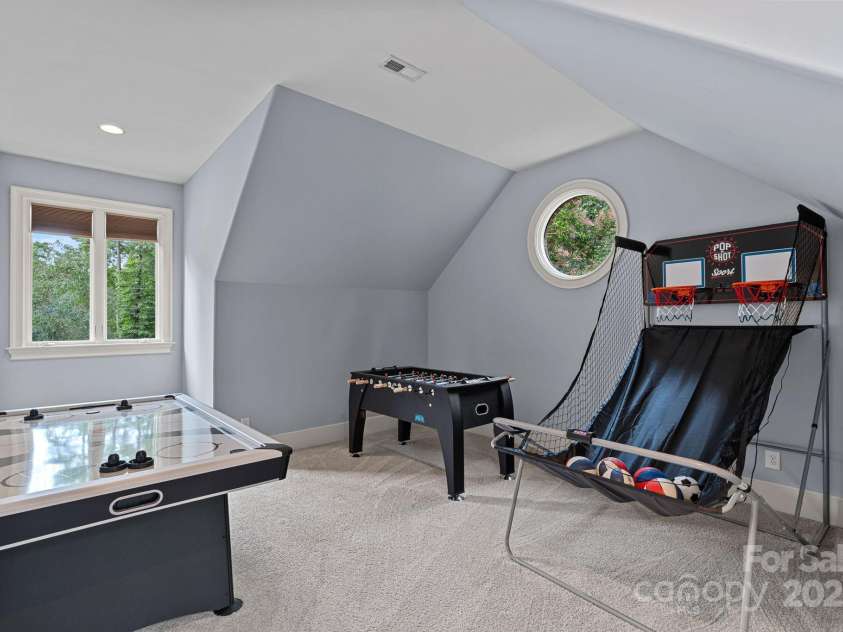 185 Tuskarora Trail, Mooresville, NC 28117.  MLS# CAR4281748, YatesRealty ID 34632. 