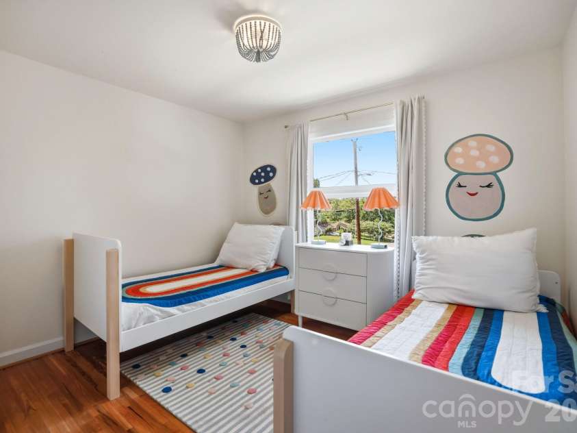 4027 Glenfall Avenue, Charlotte, NC 28210.  MLS# CAR4395887, YatesRealty ID 34632. Bedroom 2