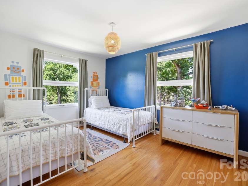 4027 Glenfall Avenue, Charlotte, NC 28210.  MLS# CAR4395887, YatesRealty ID 34632. Bedroom 3