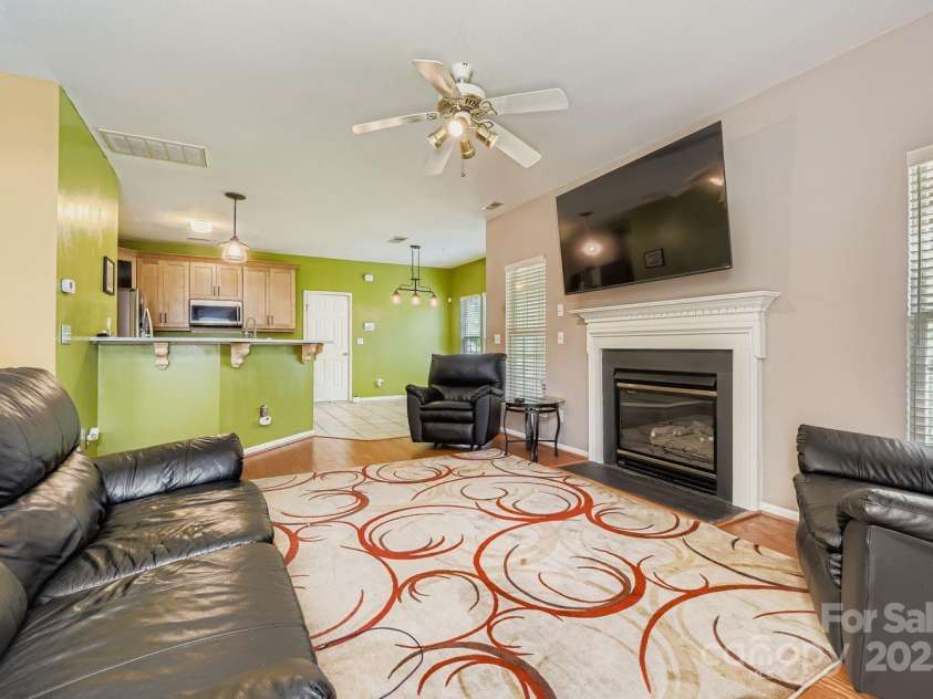 13408 Toka Court, Huntersville, NC 28078.  MLS# CAR4293402, YatesRealty ID 34633. Great Room
