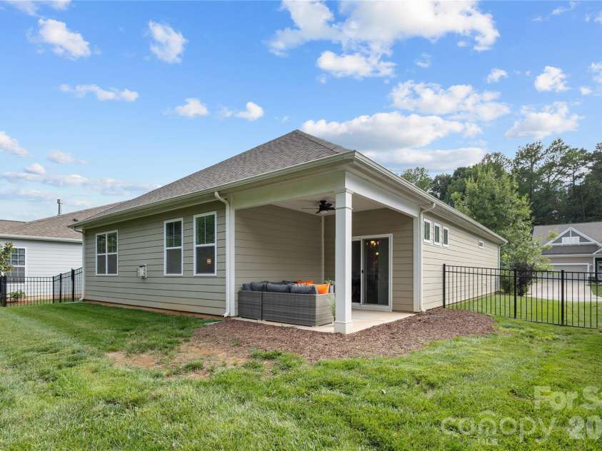 2449 Seagull Drive, Denver, NC 28037.  MLS# CAR4398532, YatesRealty ID 34633. 
