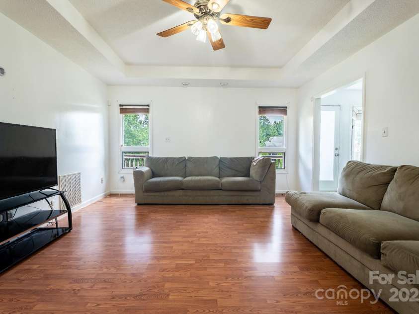 2439 36th Avenue, Hickory, NC 28601.  MLS# CAR4288310, YatesRealty ID 34635. 