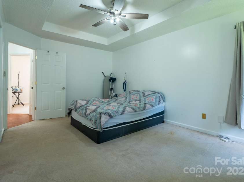 2439 36th Avenue, Hickory, NC 28601.  MLS# CAR4288310, YatesRealty ID 34635. 