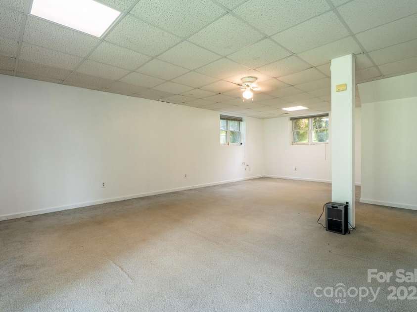 2439 36th Avenue, Hickory, NC 28601.  MLS# CAR4288310, YatesRealty ID 34635. 