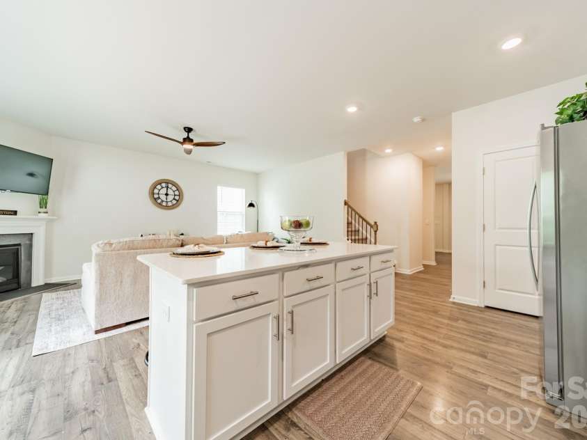 3629 Azalea Ridge Drive, Mount Holly, NC 28120.  MLS# CAR4399386, YatesRealty ID 34636. Fabulous island