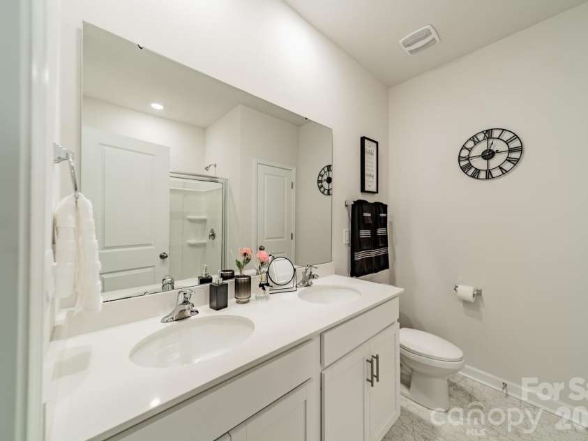 3629 Azalea Ridge Drive, Mount Holly, NC 28120.  MLS# CAR4399386, YatesRealty ID 34636. Primary Bath 1