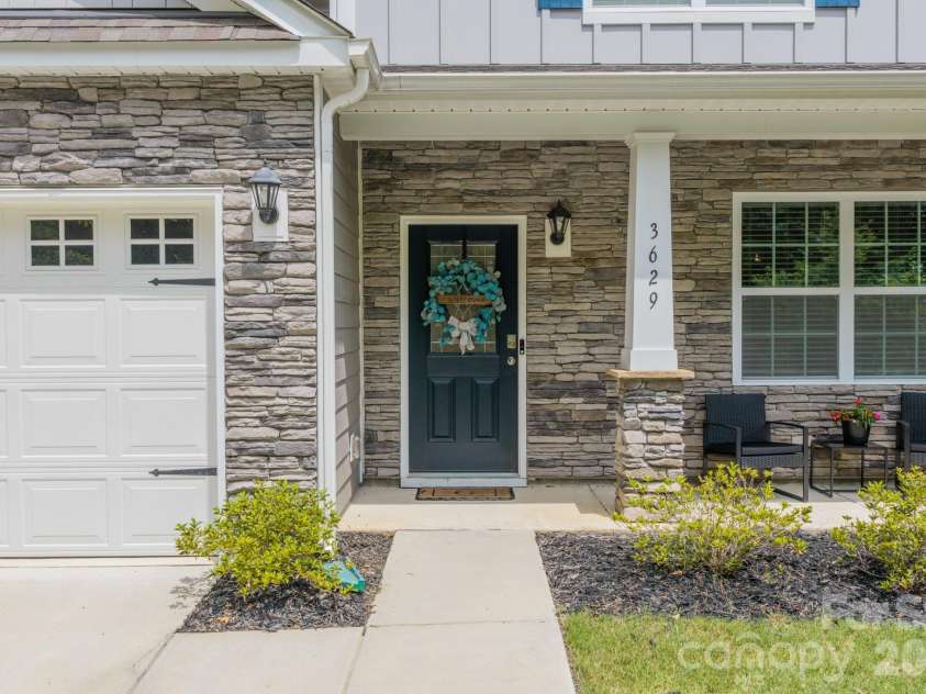 3629 Azalea Ridge Drive, Mount Holly, NC 28120.  MLS# CAR4399386, YatesRealty ID 34636. Welcoming front porch
