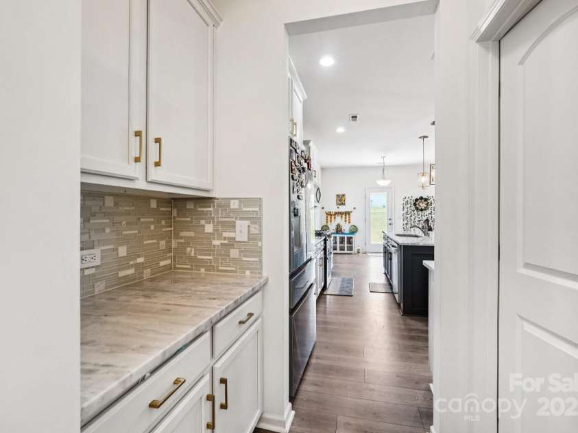4698 Selhurst Drive, Fort Mill, SC 29707.  MLS# CAR4282496, YatesRealty ID 34636. 
