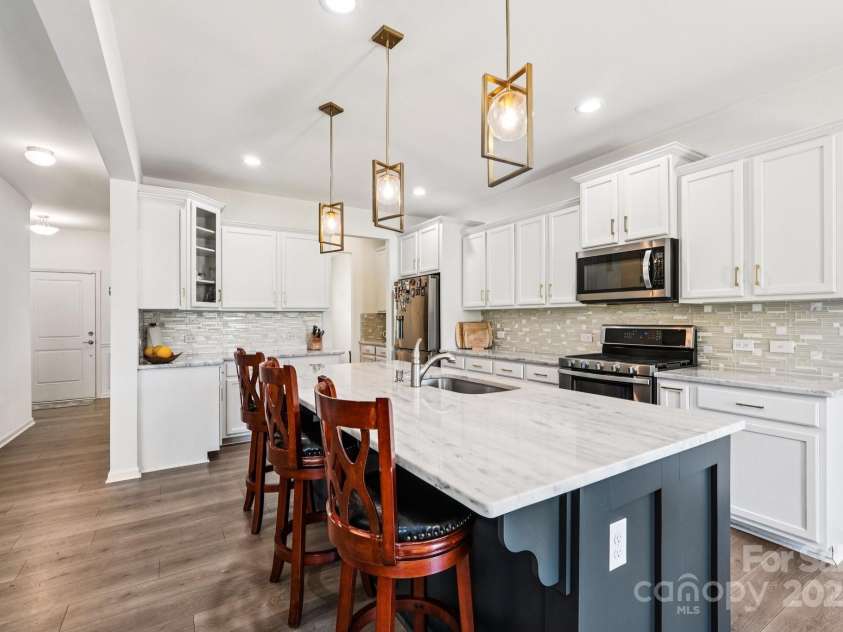 4698 Selhurst Drive, Fort Mill, SC 29707.  MLS# CAR4282496, YatesRealty ID 34636. 