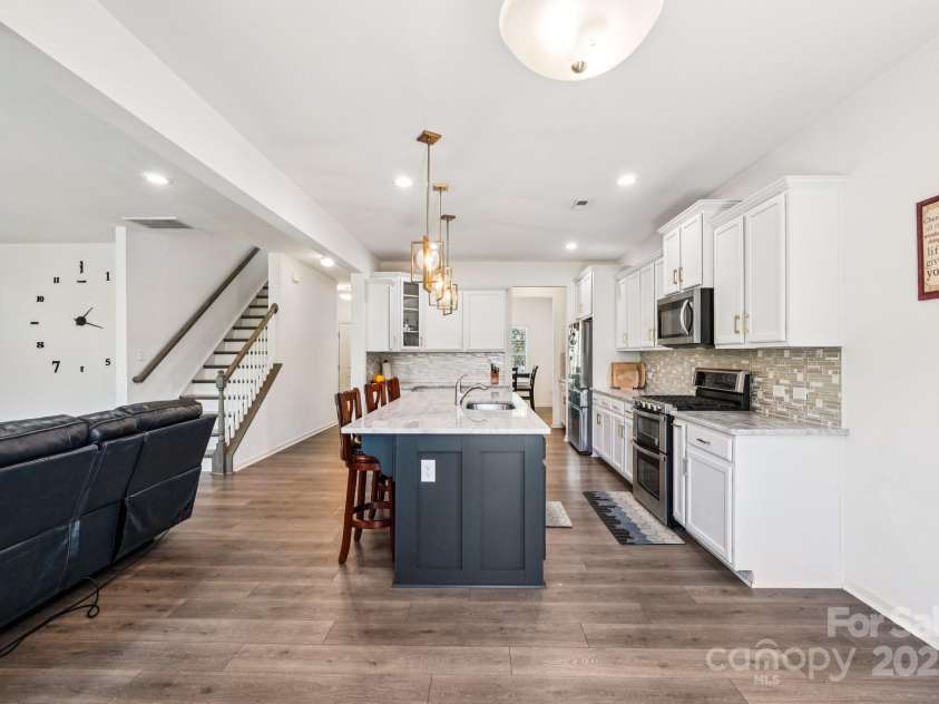4698 Selhurst Drive, Fort Mill, SC 29707.  MLS# CAR4282496, YatesRealty ID 34636. 