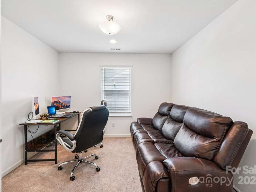 4698 Selhurst Drive, Fort Mill, SC 29707.  MLS# CAR4282496, YatesRealty ID 34636. 