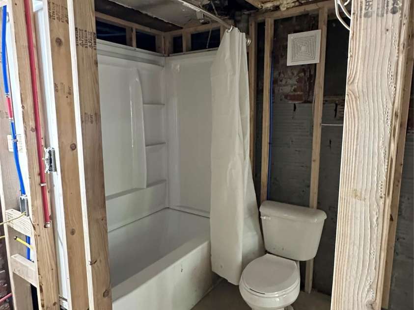 65 Westover Drive, Asheville, NC 28801.  MLS# CAR4290558, YatesRealty ID 34637. 